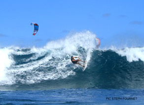 kiteboarding waves