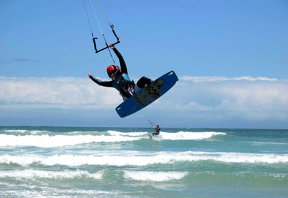 Sicheres Kitesurfing in Kapstadt