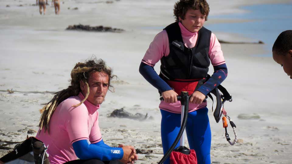 kitesurfing course group activity